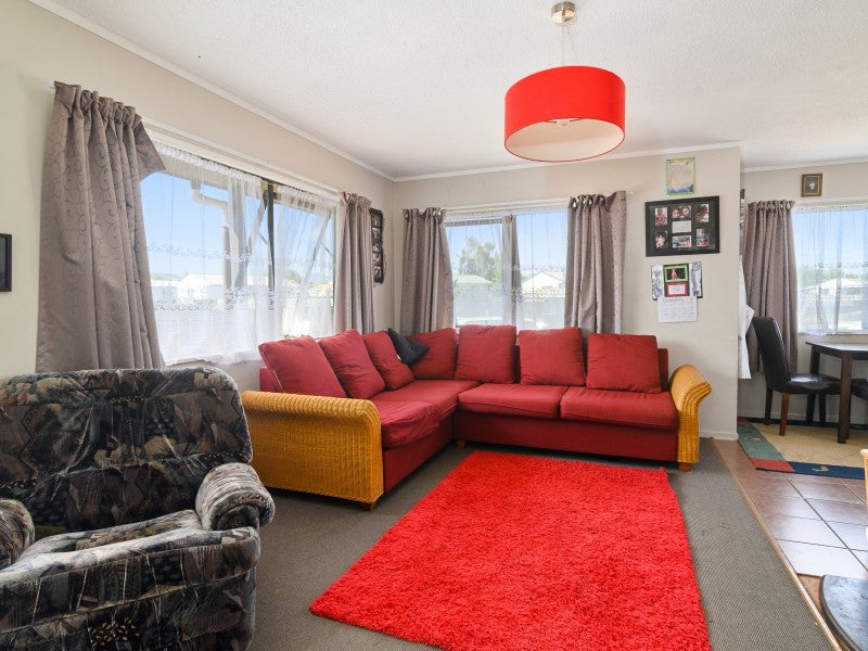 75A Pohutukawa Drive, Owhata, Rotorua - Carousel 2