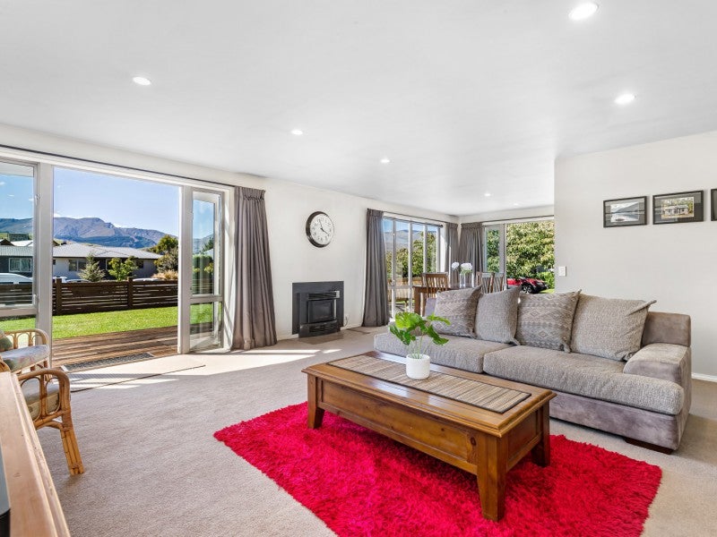 6 Acheron Place, Lake Hayes, Queenstown - Carousel 2