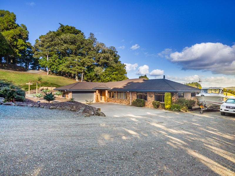 363 Vinegar Hill Road, Kamo - Carousel 21