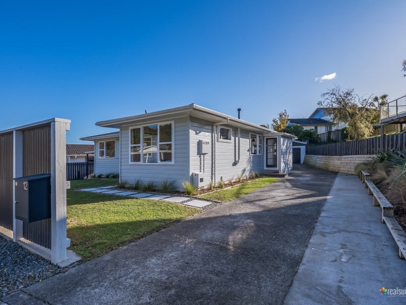 12 Christchurch Crescent, Kelson, Lower Hutt - Carousel 1