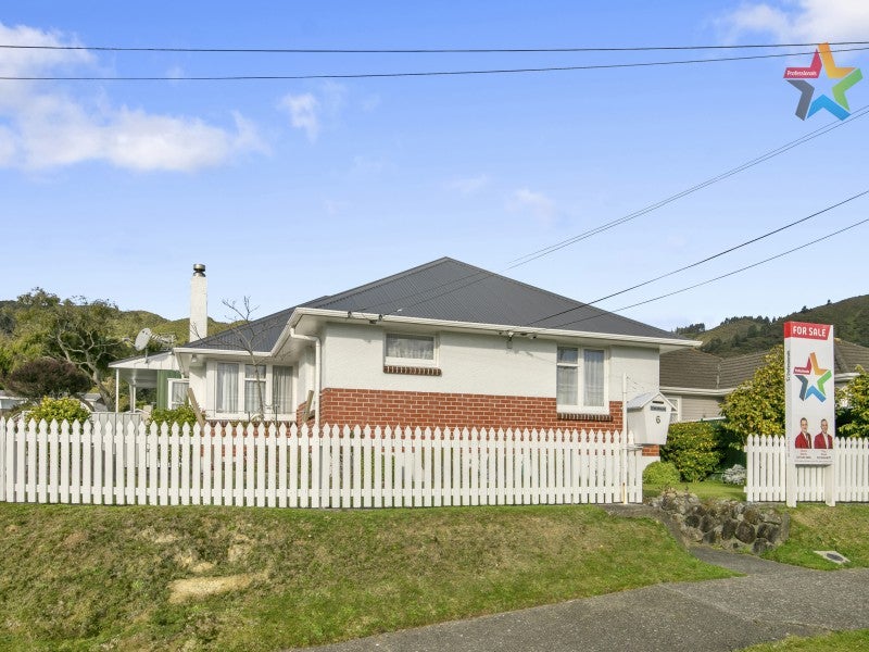 6 Rimu Street, Naenae, Lower Hutt - Carousel 16