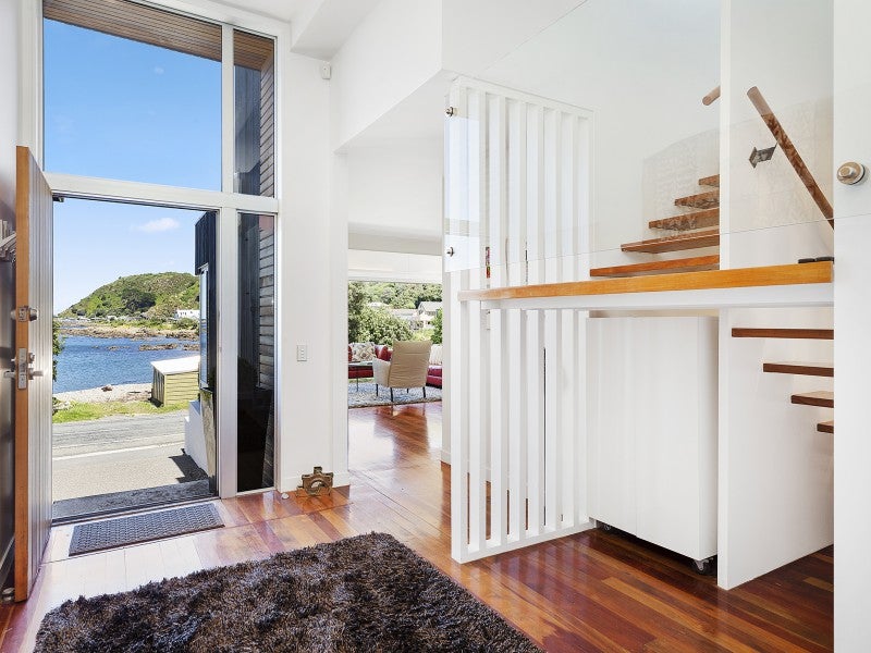 91 Breaker Bay Road, Breaker Bay, Wellington - Carousel 2