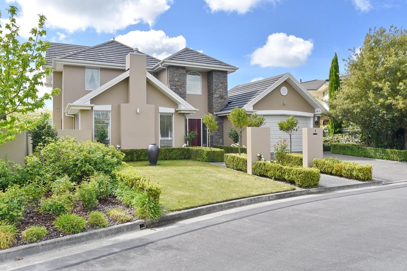 1 Royal Court, Northwood, Christchurch - Carousel 1