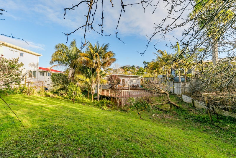 9 Montana Avenue, Murrays Bay, Auckland - Carousel 20