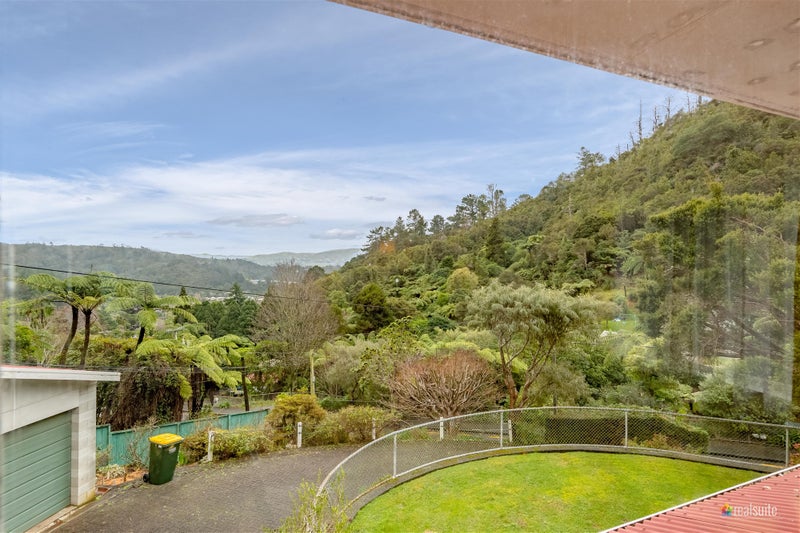 150 Kamahi Street, Stokes Valley, Lower Hutt - Carousel 2