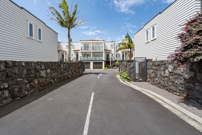 23/218 Green Lane West, Epsom, Auckland - Carousel 1