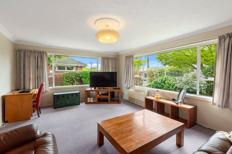 7 Leo Street, Bishopdale, Christchurch - Carousel 1