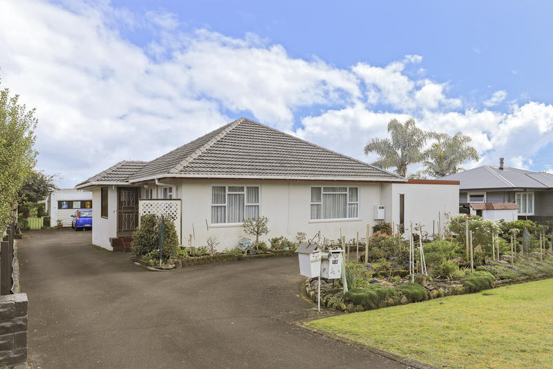 9 Lisbon Street, Greerton, Tauranga - Carousel 1