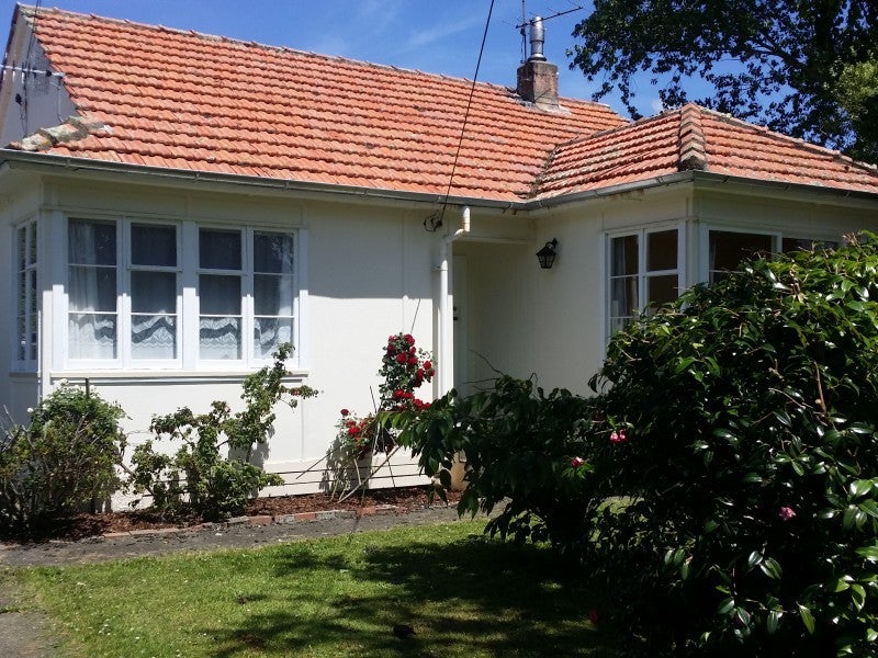 88 Waddington Drive, Naenae, Lower Hutt - Carousel 1