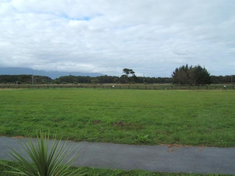 9 Elley Drive, Carters Beach, Westport - Carousel 2