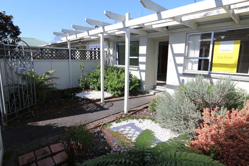 8/0 Amaru Road, Onehunga, Auckland - Carousel 1