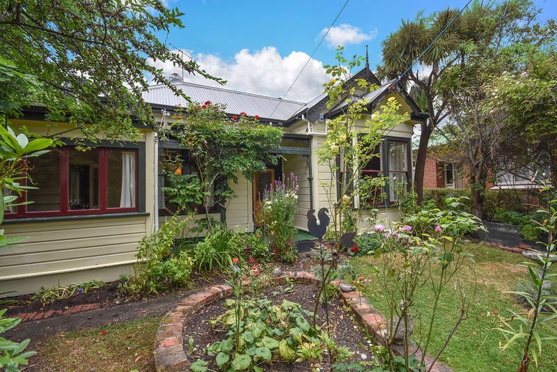 390 North Road, North East Valley, Dunedin - Carousel 1