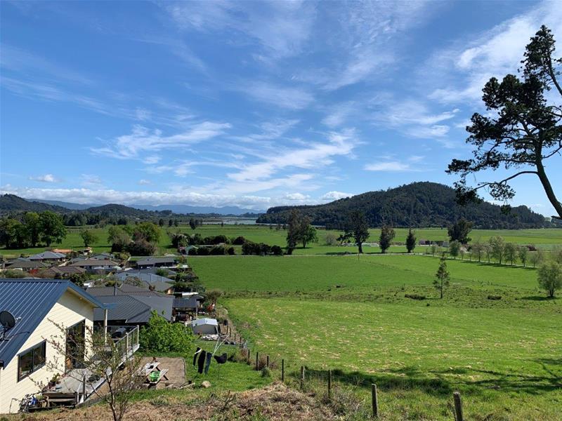 31 Arapeta Place, Takaka - Carousel 2