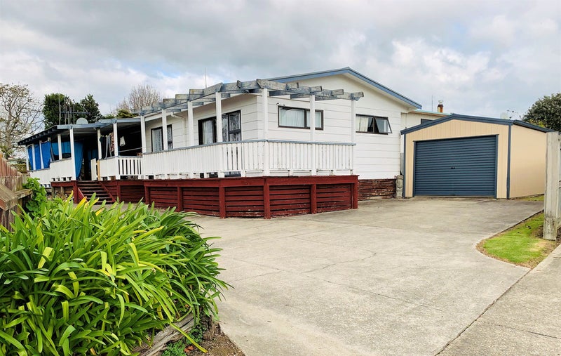 11 Wikepa Place, Whakatane - Carousel 1