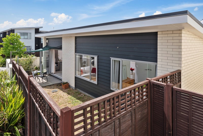 10 Squadron Drive, Hobsonville, Auckland - Carousel 2