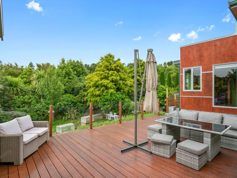 69 Alpers Ridge, Leamington, Cambridge - Carousel 2