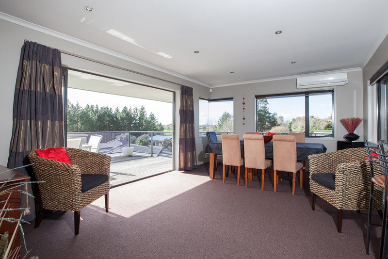 Property Valuation for 11 Ashmore Drive, Frankleigh Park, New Plymouth