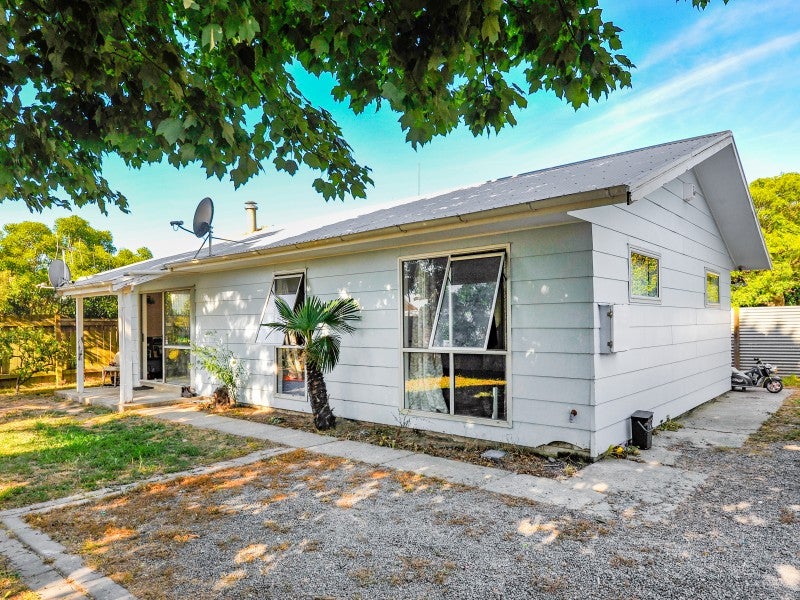 42A Ramsey Crescent, Flaxmere, Hastings - Carousel 1