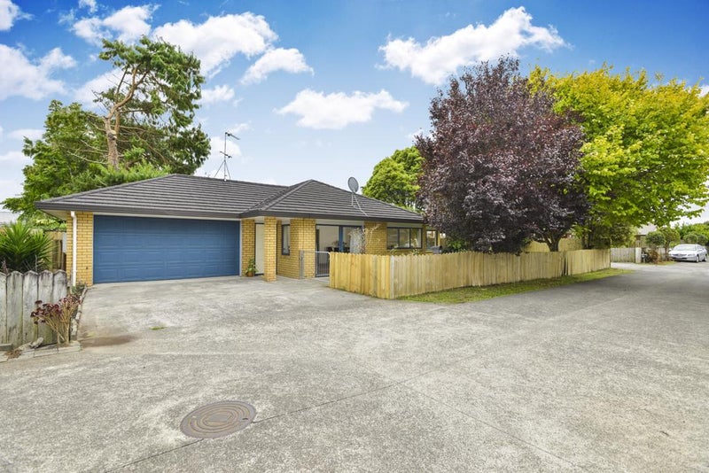 41 Manuroa Road, Takanini, Auckland - Carousel 1