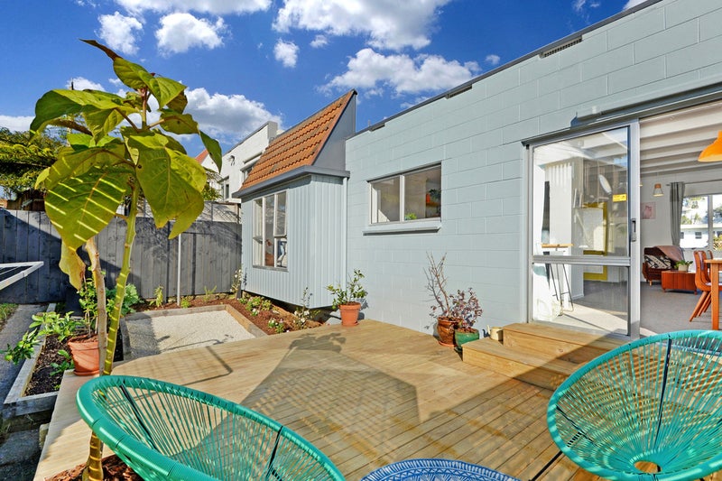 2/172 Beach Haven Road, Beach Haven, Auckland - Carousel 1
