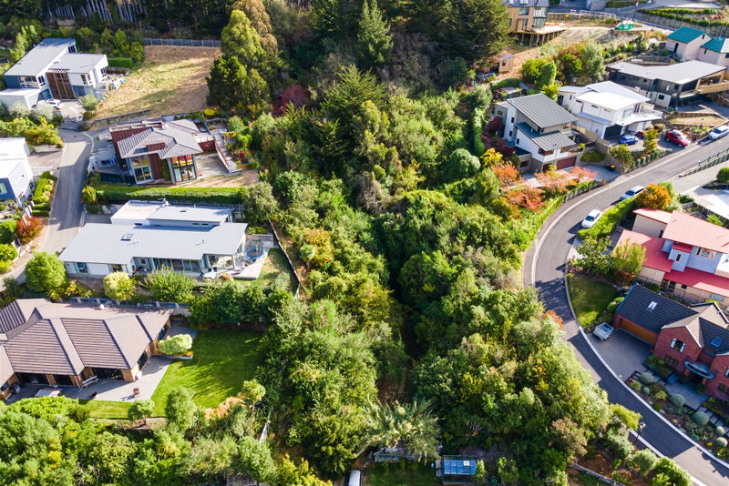 6 Plumwood Lane, Cashmere, Christchurch - Carousel 2