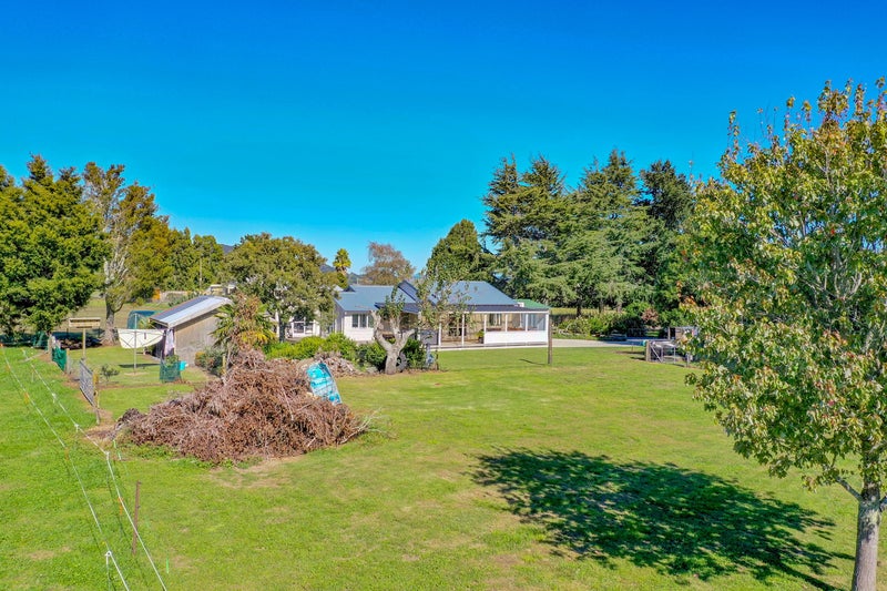 787 State Highway 30, Awakeri, Whakatane - Carousel 24
