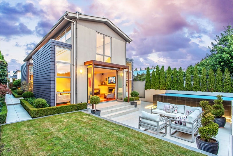 8 St Andrews Square, Strowan, Christchurch - Carousel 1