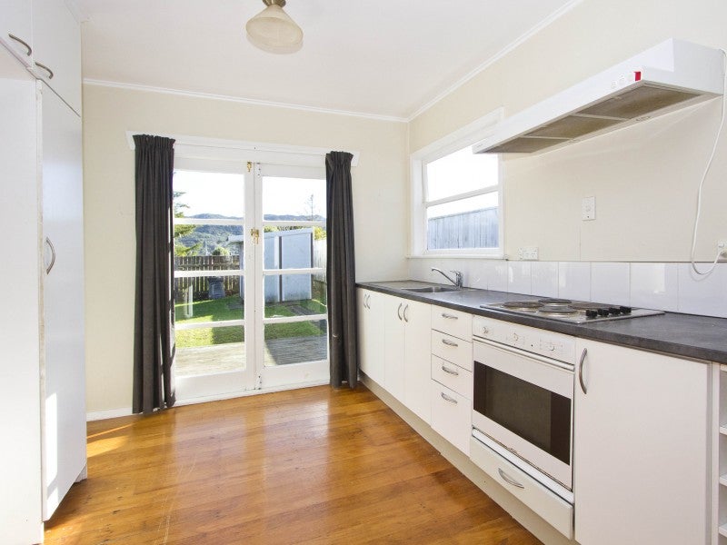 5 Ruthven Road, Wainuiomata, Lower Hutt - Carousel 2