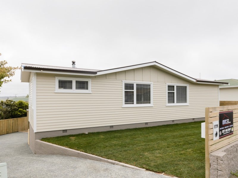 16 Glenamoy Crescent, Johnsonville, Wellington - Carousel 20