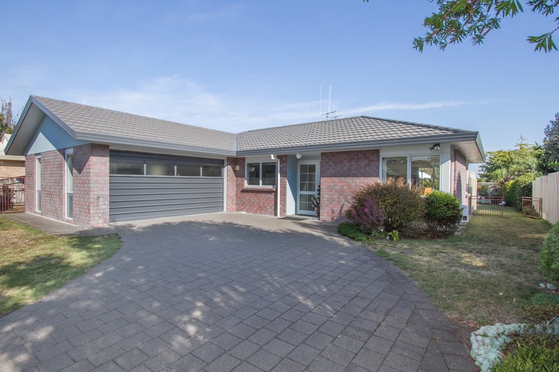 34 Macmurdo Avenue, Glenview, Hamilton - Carousel 2