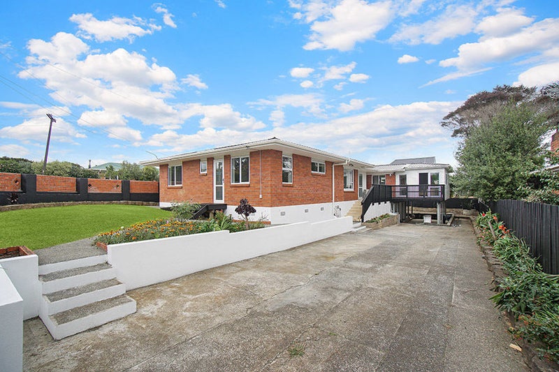 15 Rothery Road, Hillpark, Auckland - Carousel 1