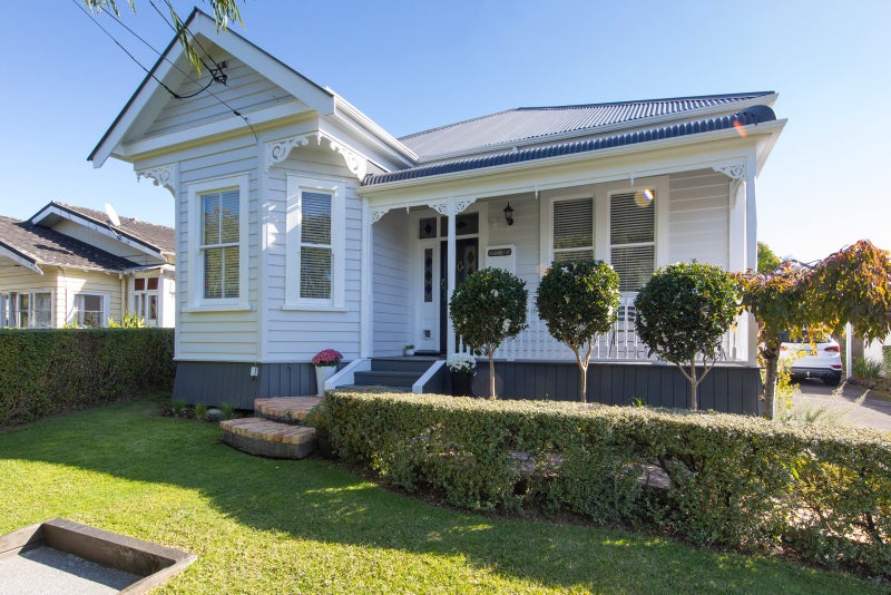 23A Pine Street, Mount Eden, Auckland - Carousel 1