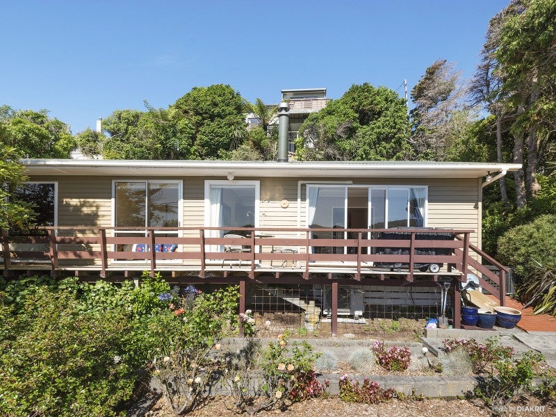 22 Sheridan Terrace, Johnsonville, Wellington - Carousel 2