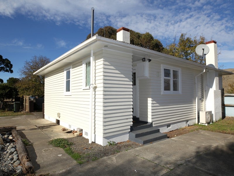 16 Harrison Lane, Pakipaki - Carousel 2