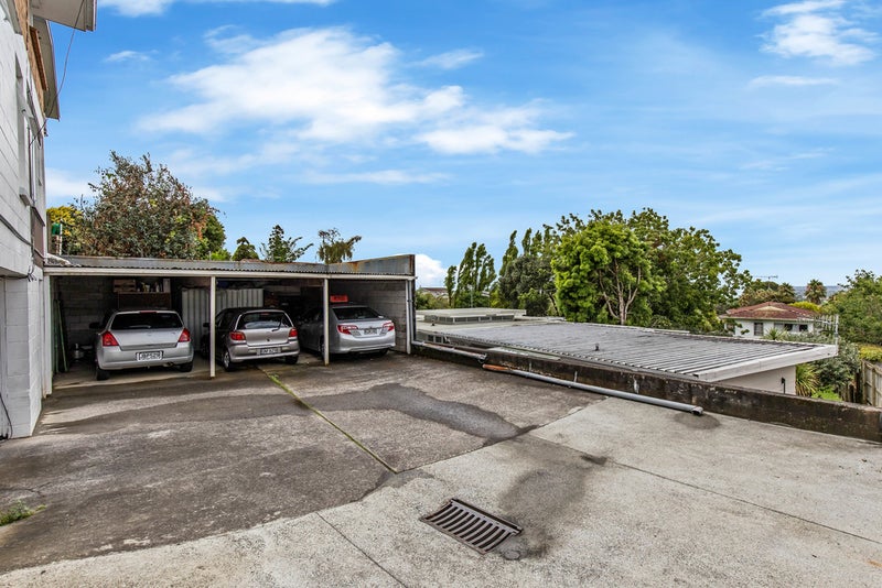 Property Valuation for 4/255 St Johns Road, Meadowbank, Auckland