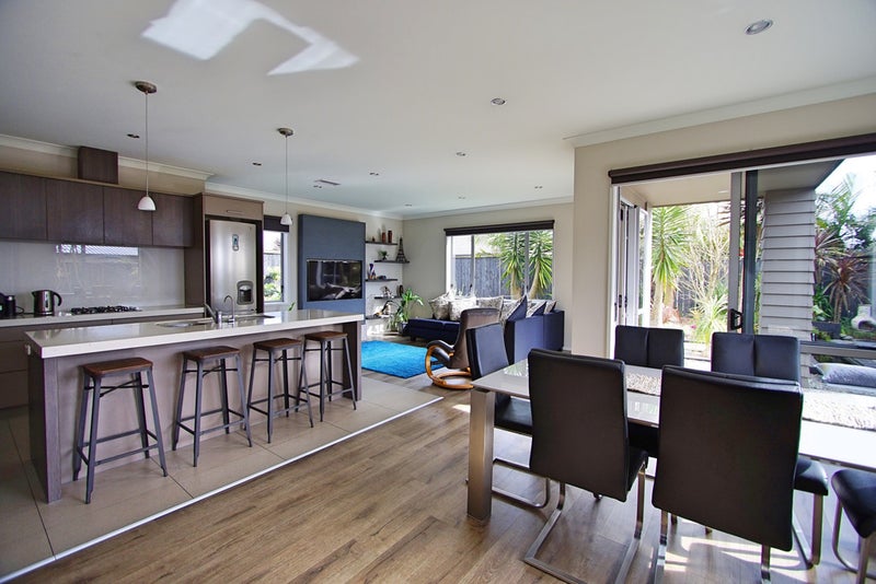 50 Toscana Drive, Karaka, Papakura - Carousel 1