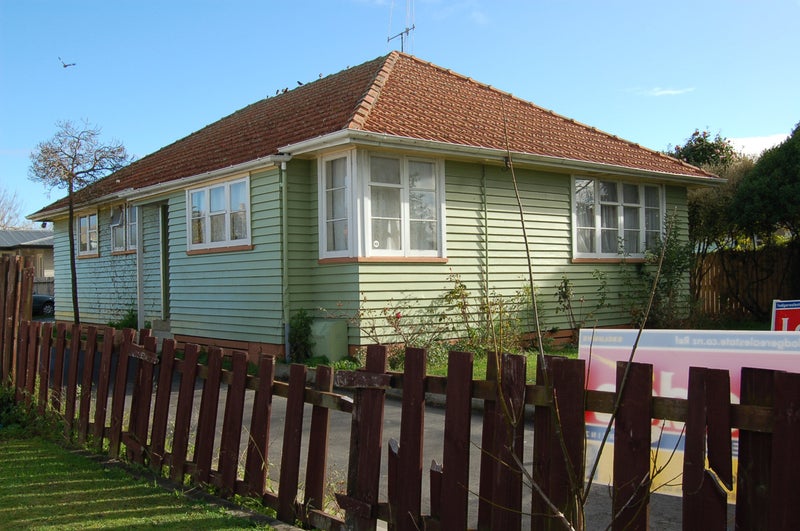 Property Valuation for 5 Paul Crescent, Fairfield, Hamilton Trade Me