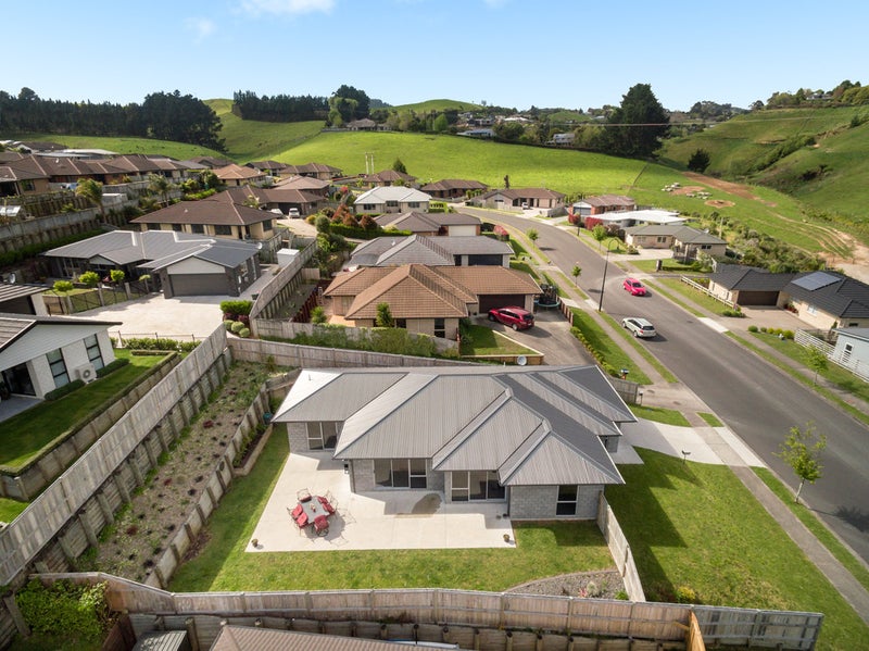 Property Valuation for 57 Falcon Drive, Bay, Tauranga Trade