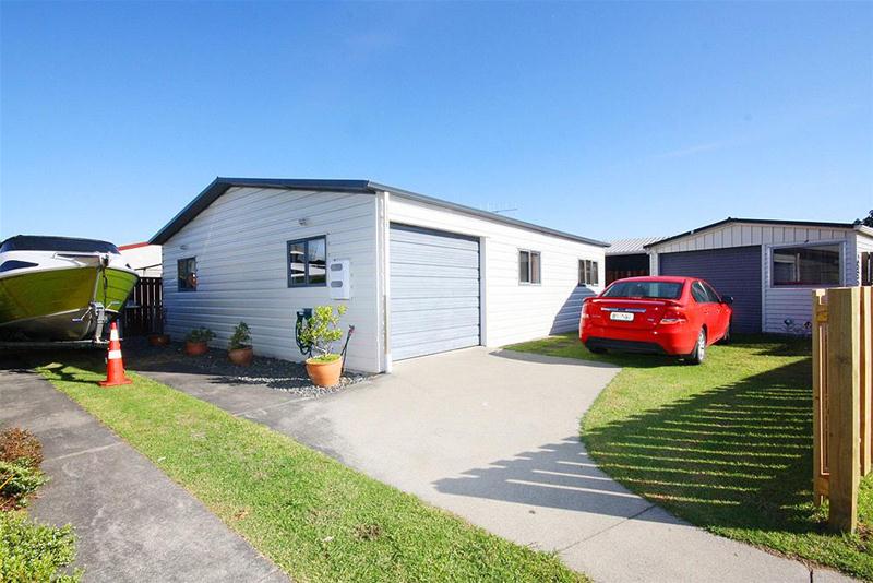 217B Chartwell Avenue, Whangamata - Carousel 1