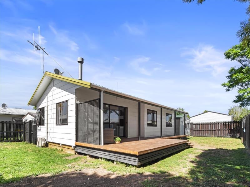 16B Kentucky Crescent, Nawton, Hamilton - Carousel 1