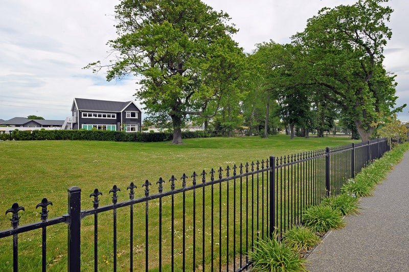 2/20 Old Red Barn Road, Halswell, Christchurch - Carousel 18