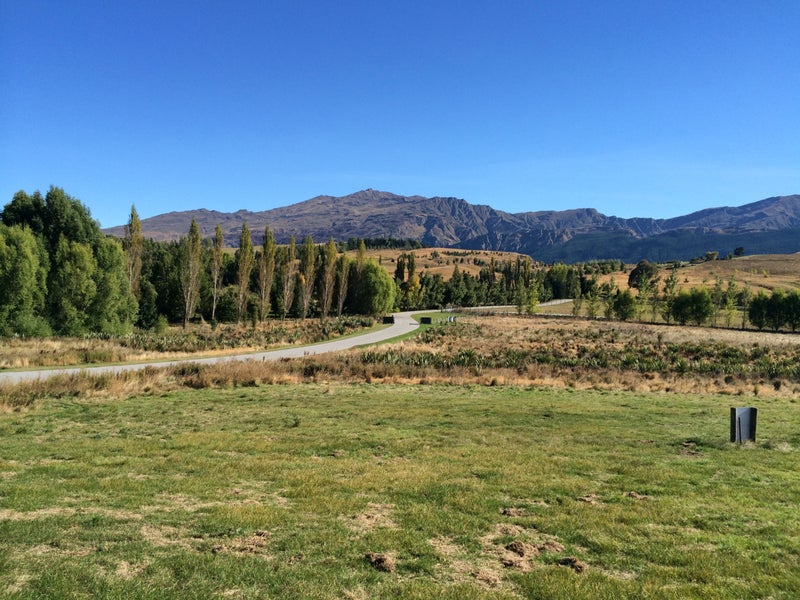 47 Threepwood Road, Lake Hayes, Queenstown - Carousel 1