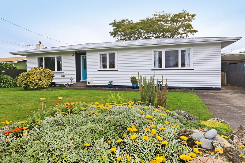 303 Lumsden Road, Akina, Hastings - Carousel 1