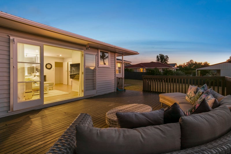 Property Valuation for 30 Wallace Road, Mangere Bridge, Auckland