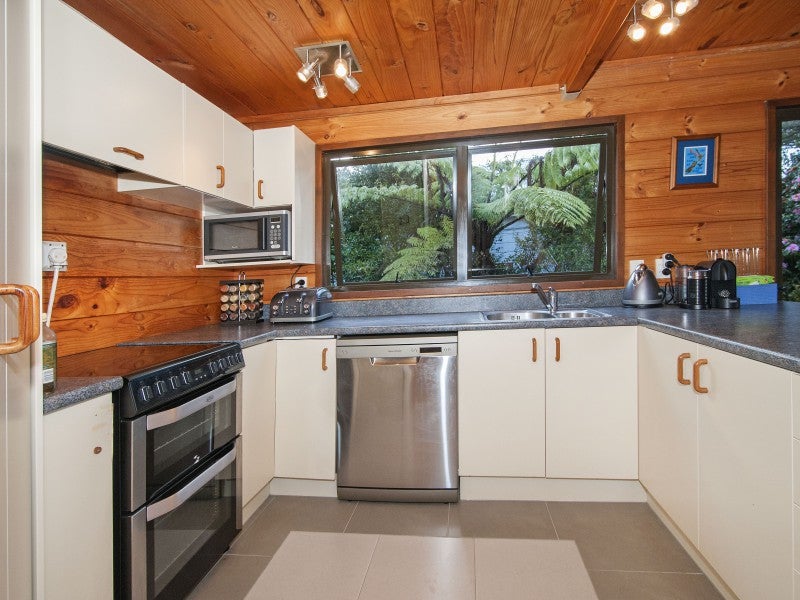 19A Miromiro Road, Normandale, Lower Hutt - Carousel 2