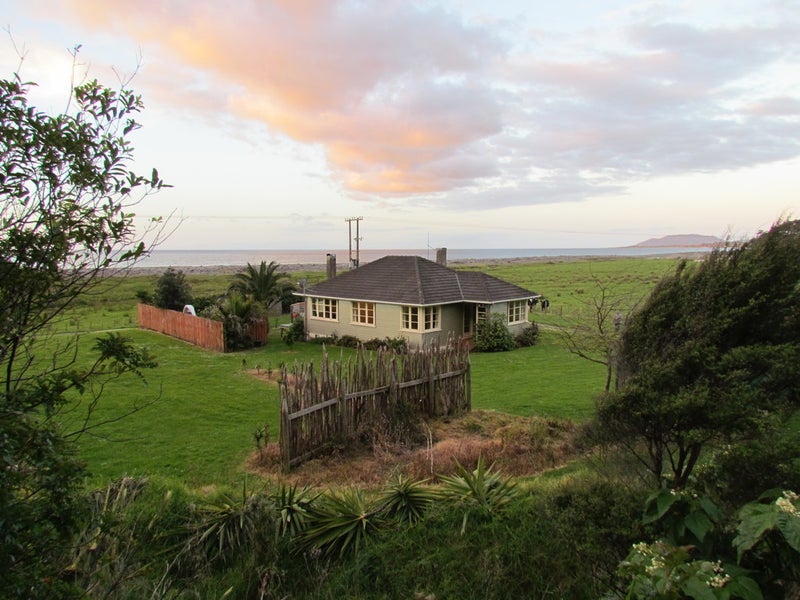 9085 State Highway 35, Waihau Bay, Te Kaha - Carousel 2
