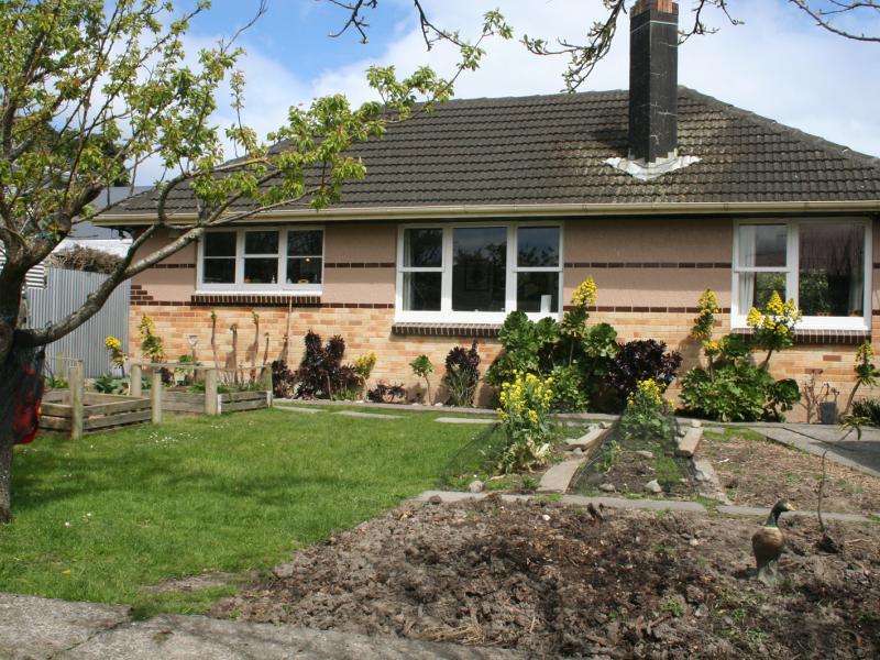 56 Marsden Street, Melling, Lower Hutt - Carousel 20