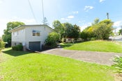 23 Sherwood Avenue, Te Atatu South, Waitakere City, Auckland