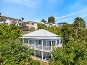 1 Denholm Road, Hospital Hill, Napier, Hawke's Bay