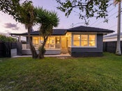1/124 Tennessee Avenue, Mangere East, Manukau City, Auckland